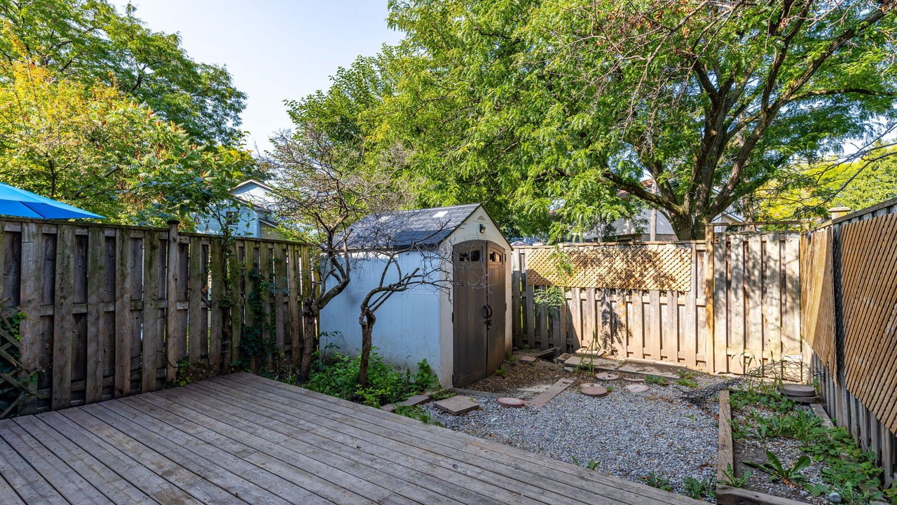 Photo of Outdoor in Streetsville
