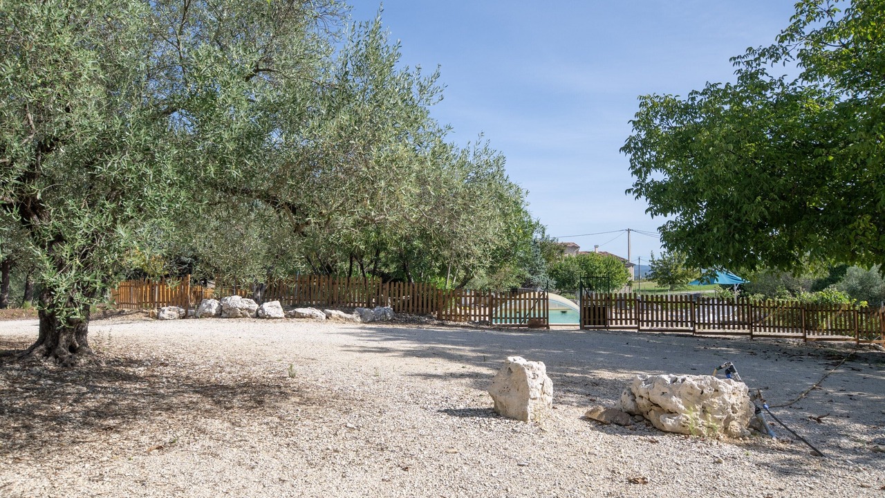 Photo of Outdoor in Saint-Sauveur-de-Cruzieres
