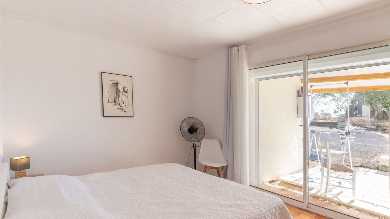 Photo of Bedroom in Saint-Sauveur-de-Cruzieres
