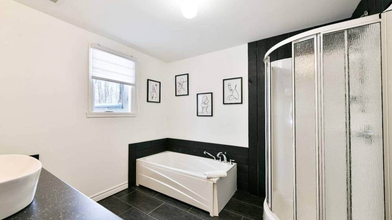 Photo of Bathroom in Val-Racine
