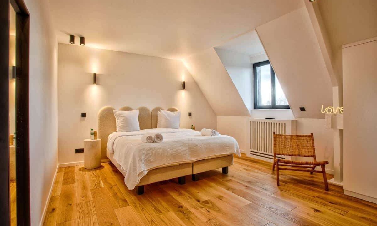 Photo of Bedroom in Saint-Gatien-des-Bois