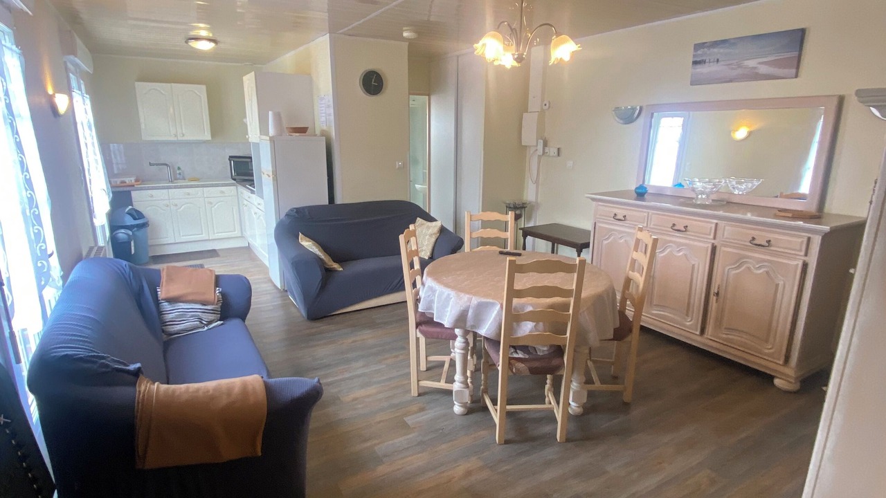 Photo of Livingroom in Saint-Amand-les-Eaux