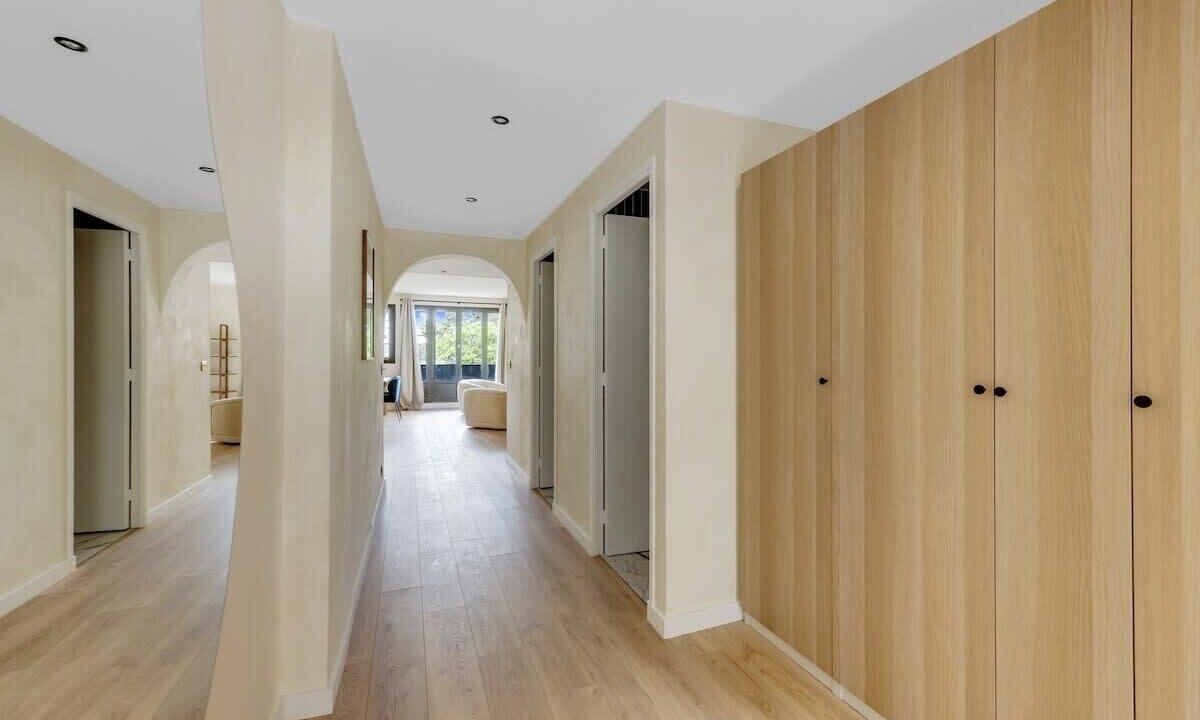 Photo of Others in Neuilly-sur-Seine