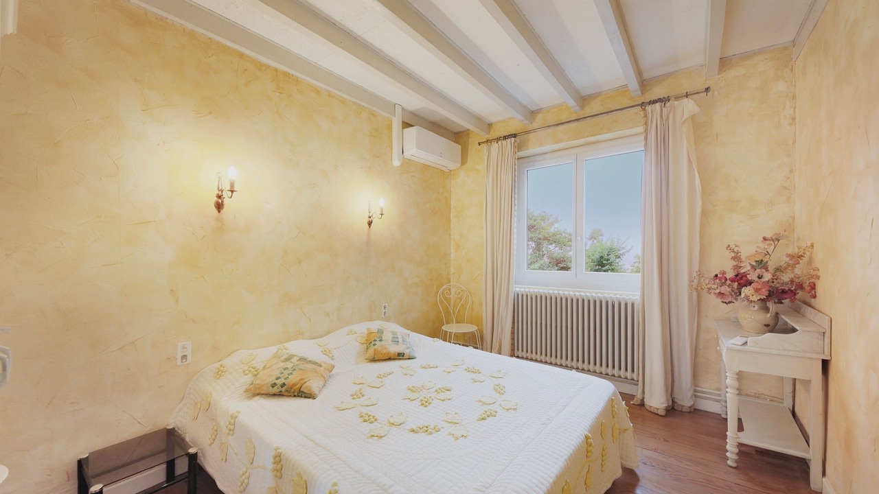 Photo of Bedroom in Puylaurens