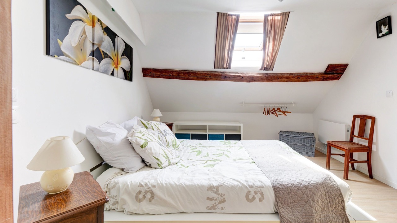 Photo of Bedroom in Chassemy