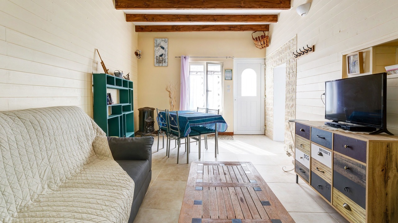 Photo of Livingroom in Chassemy