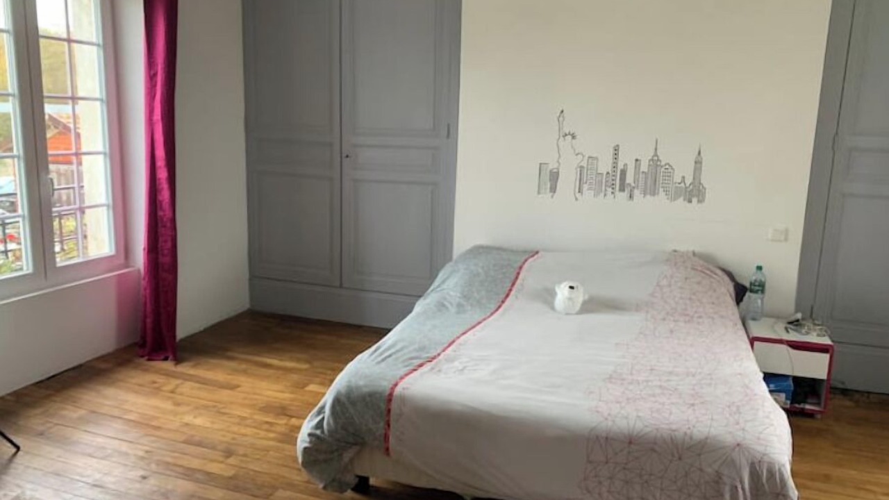 Photo of Bedroom in Jouy-sur-Morin