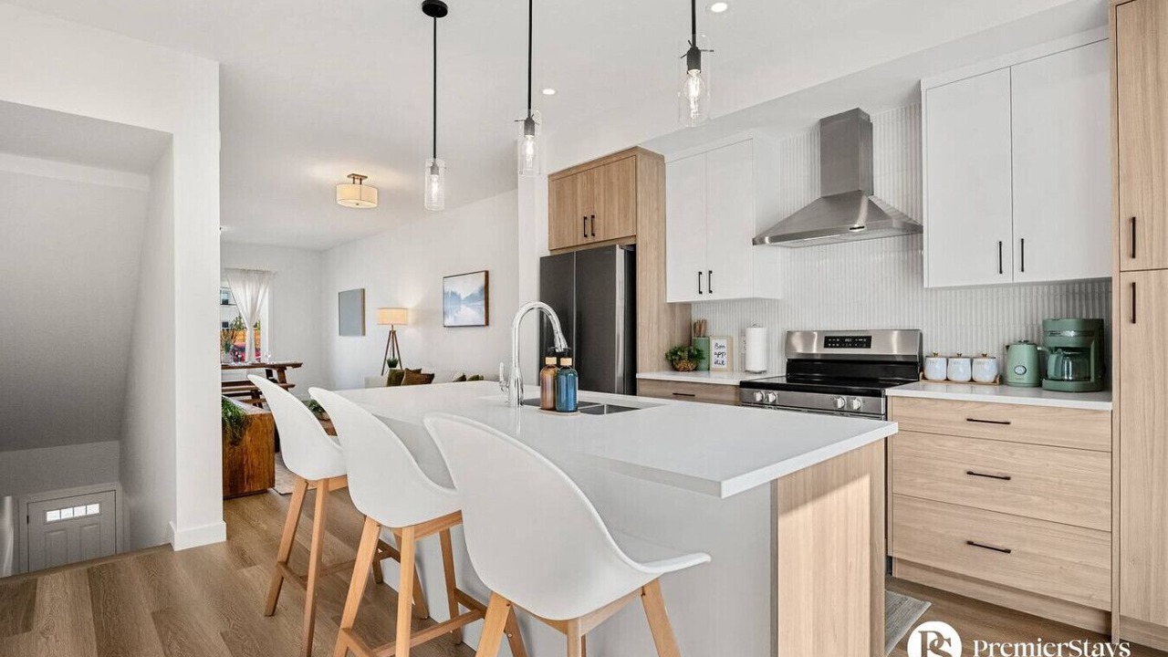 Photo of Kitchen in Springbank Hill