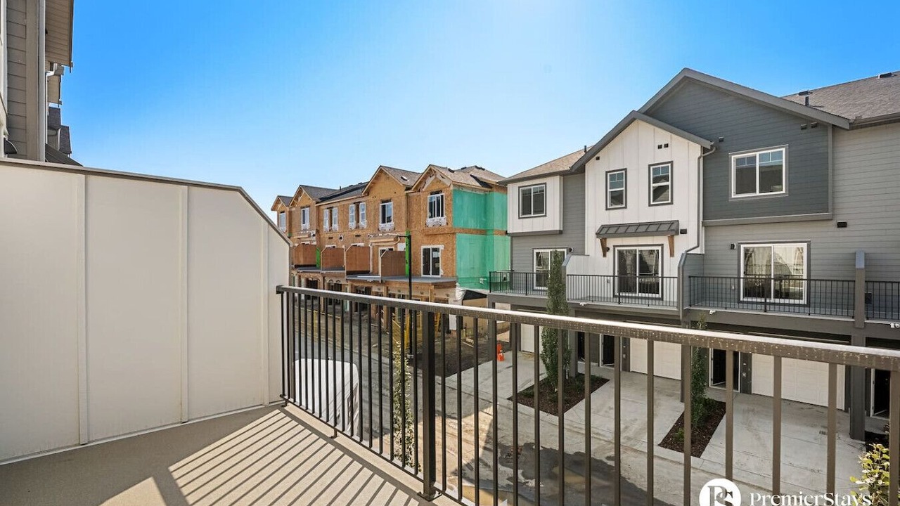 Photo of Outdoor in Springbank Hill