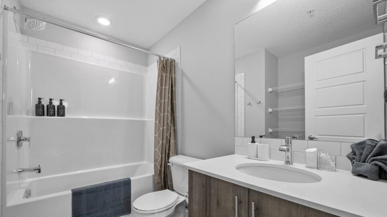 Photo of Bathroom in Inglewood