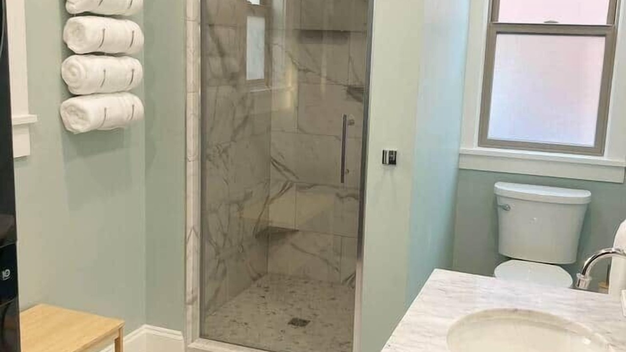 Photo of Bathroom in University District