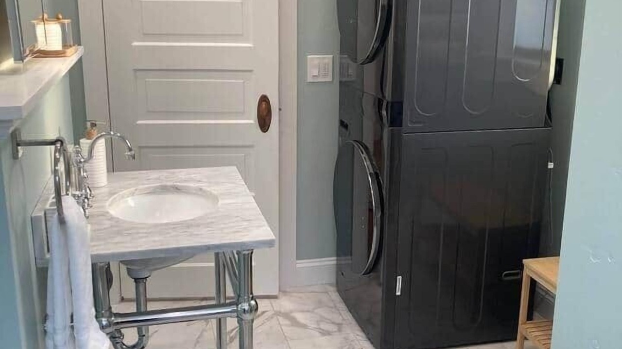 Photo of Bathroom in University District