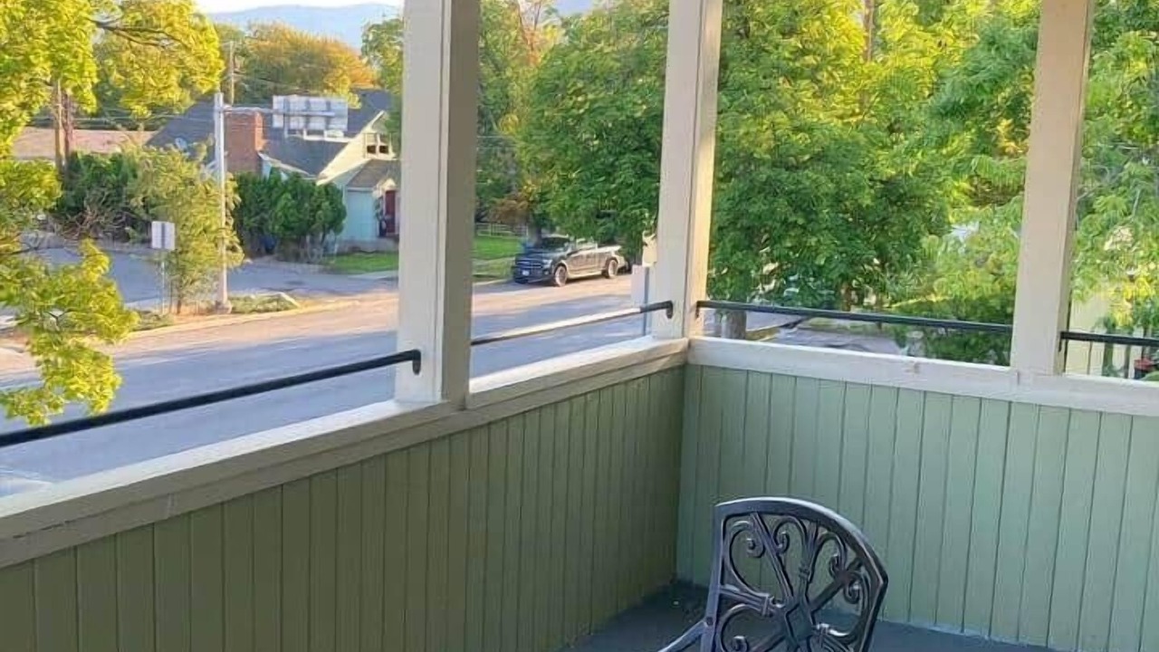 Photo of Patio Balcony in University District