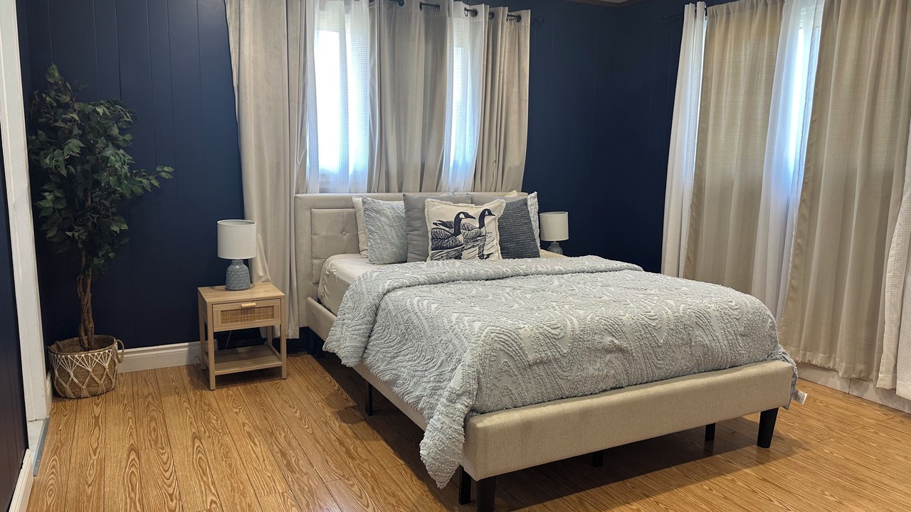 Photo of Bedroom in Romney