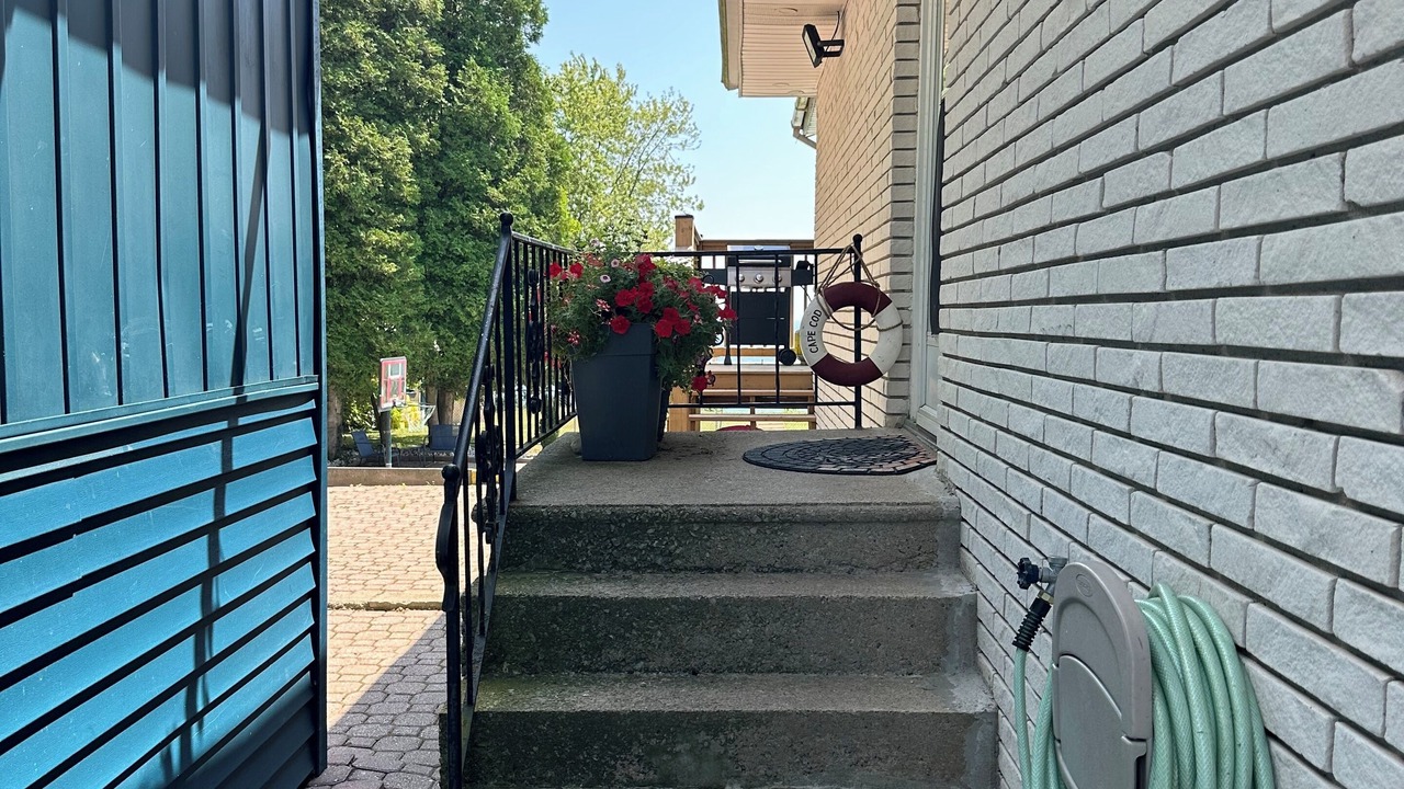 Photo of Outdoor in Romney