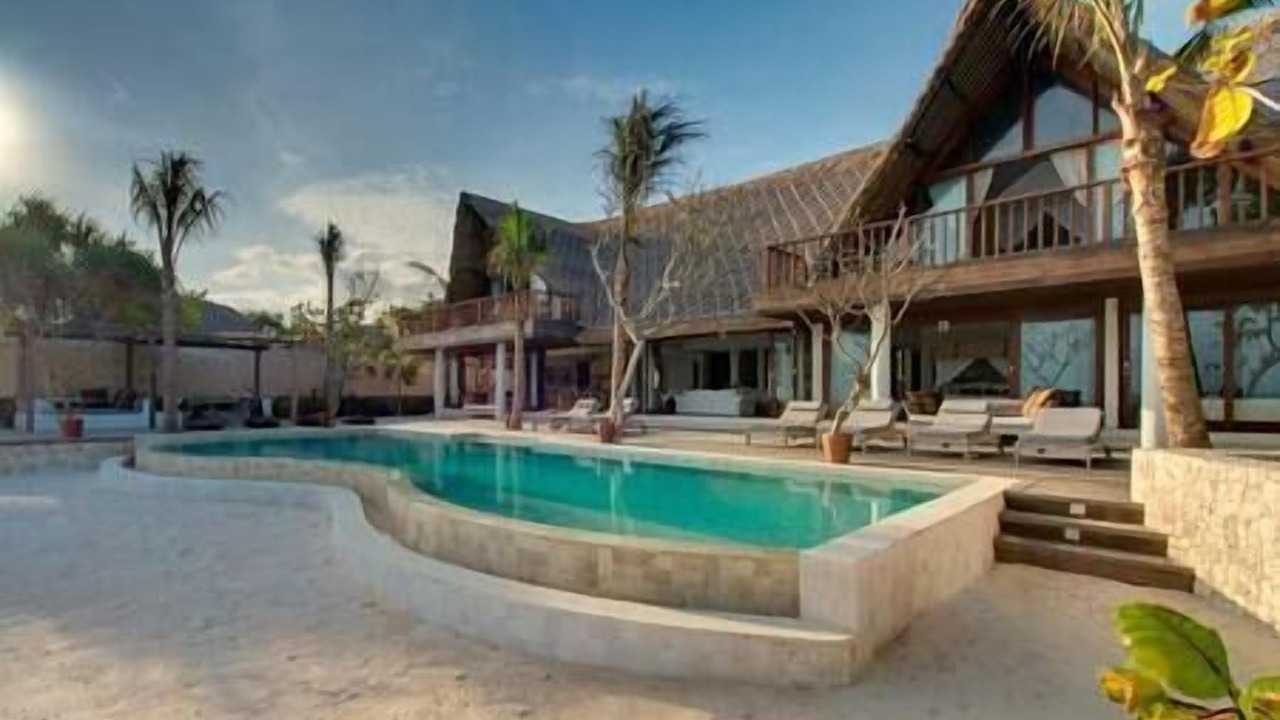 Photo of Outdoor in Mushroom Bay