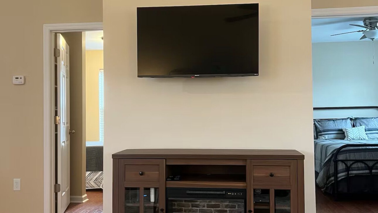 Photo of Bedroom in Cleveland
