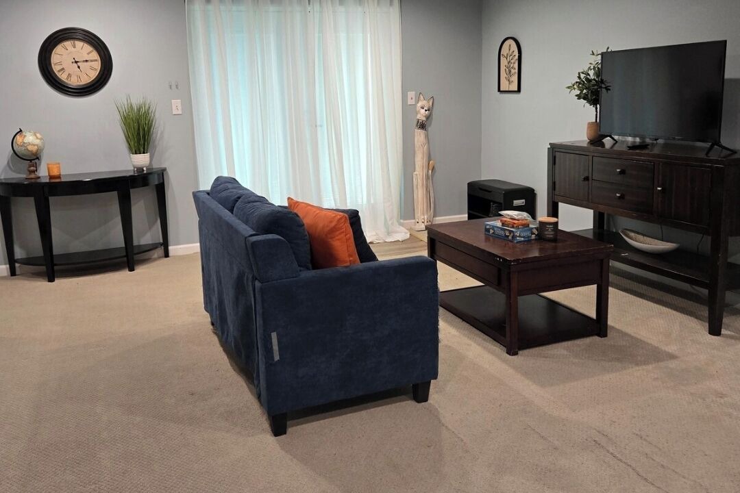 Photo of Bedroom in Lake Arbor