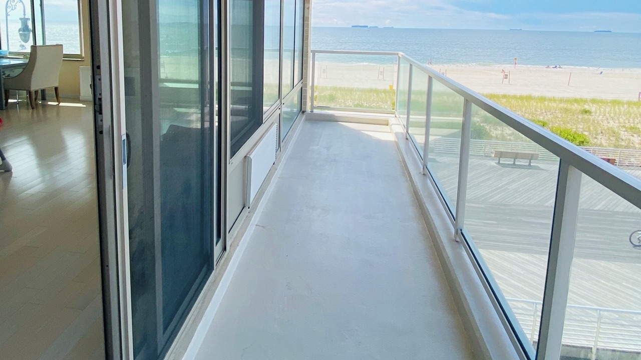 Photo of Patio Balcony in Long Beach