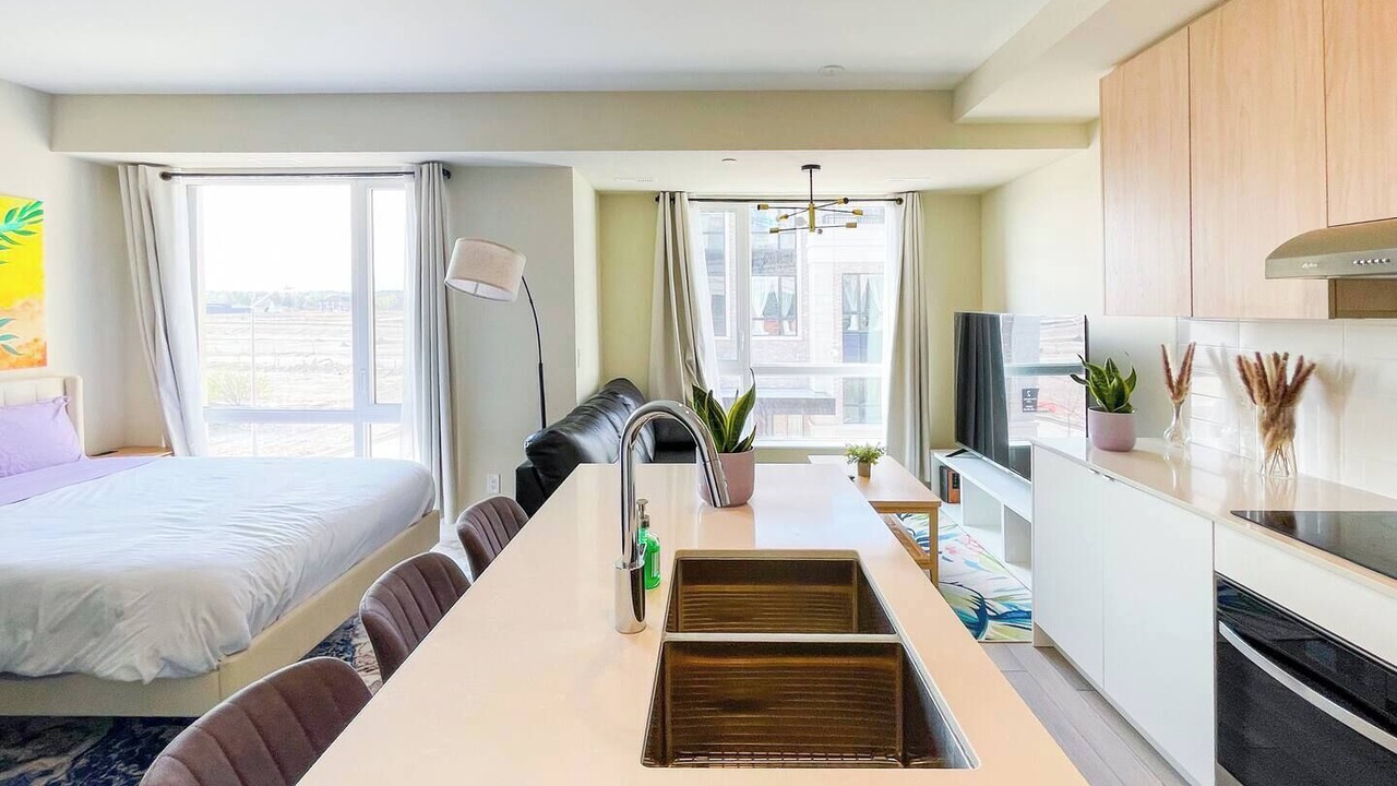 Photo of Bedroom in Richmond Hill
