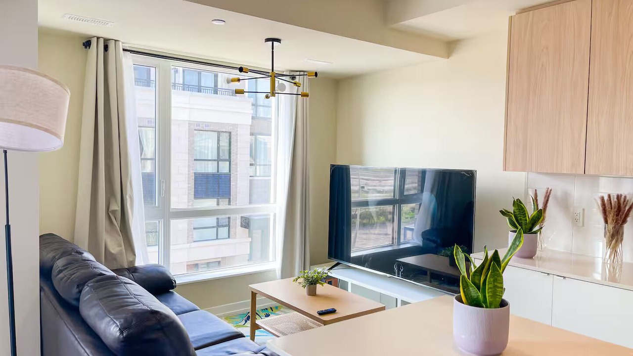 Photo of Livingroom in Richmond Hill