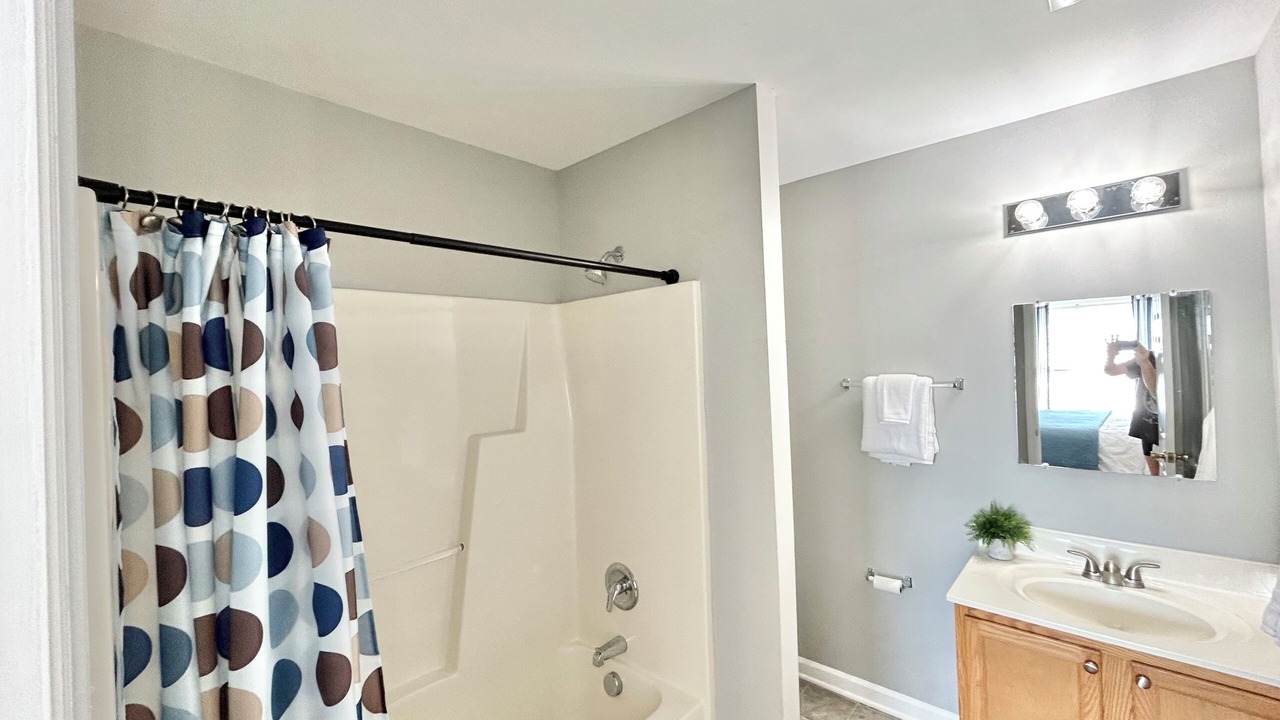 Photo of Bathroom in Kipling