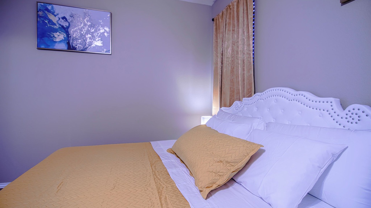 Photo of Bedroom in McNeil