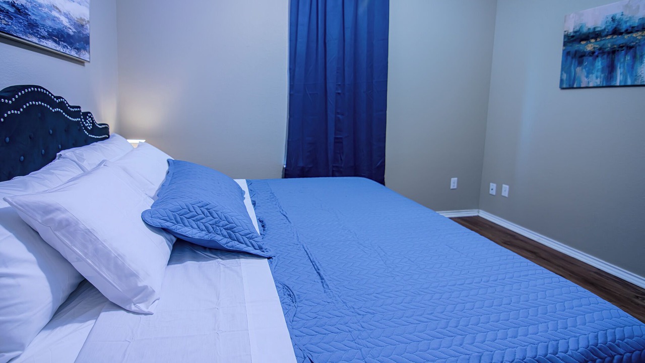 Photo of Bedroom in McNeil