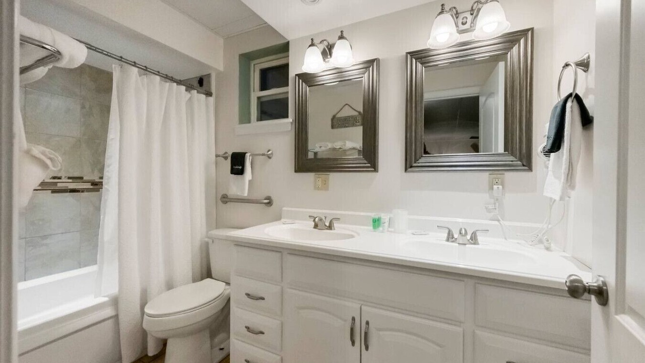 Photo of Bathroom in Sylvan Beach