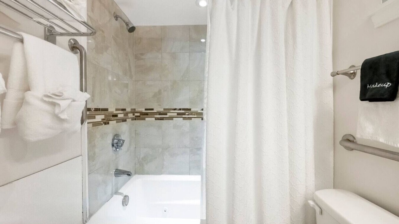 Photo of Bathroom in Sylvan Beach