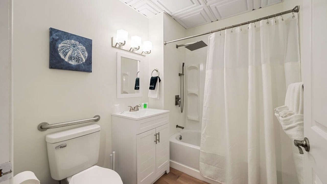 Photo of Bathroom in Sylvan Beach