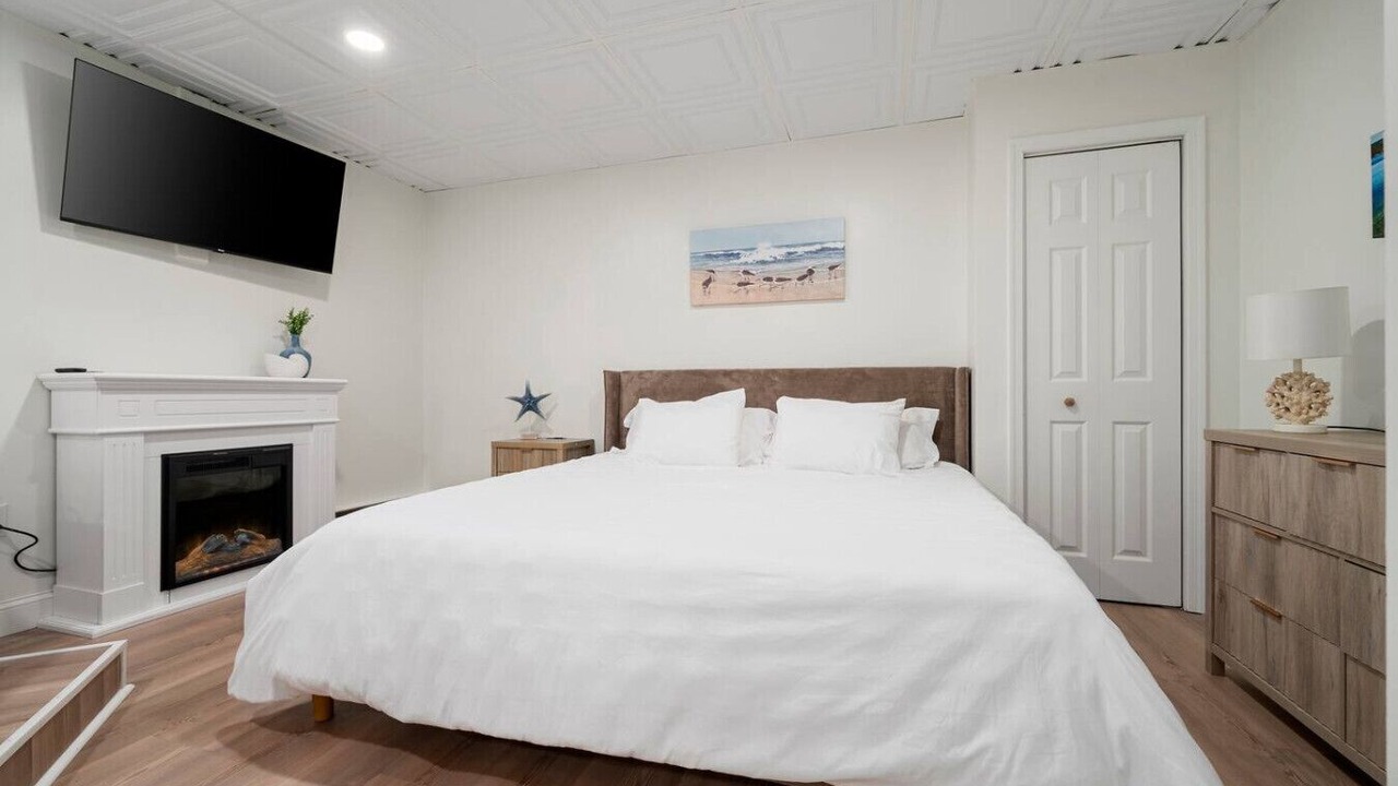 Photo of Bedroom in Sylvan Beach