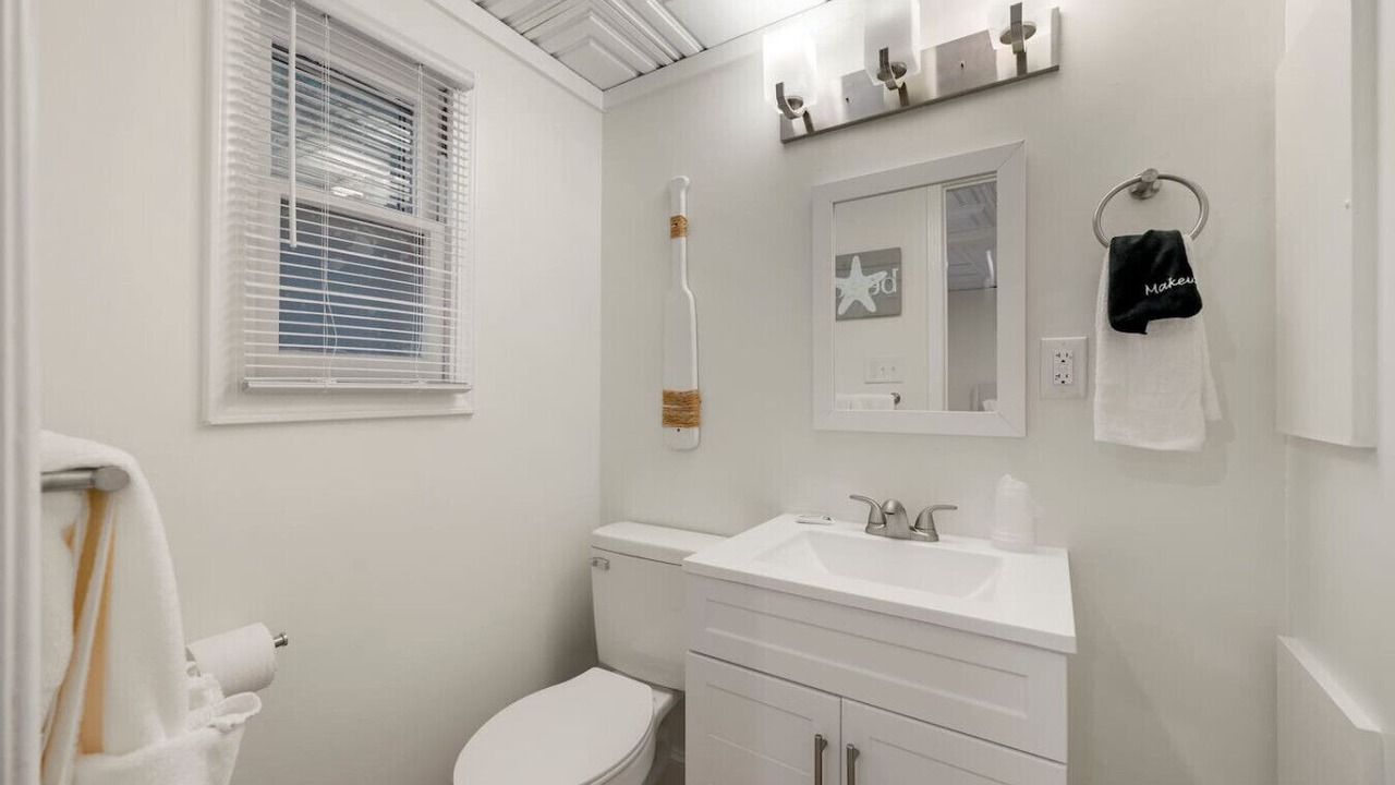 Photo of Bathroom in Sylvan Beach