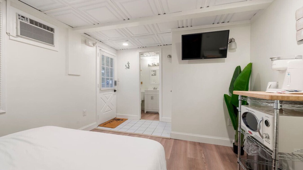 Photo of Bedroom in Sylvan Beach