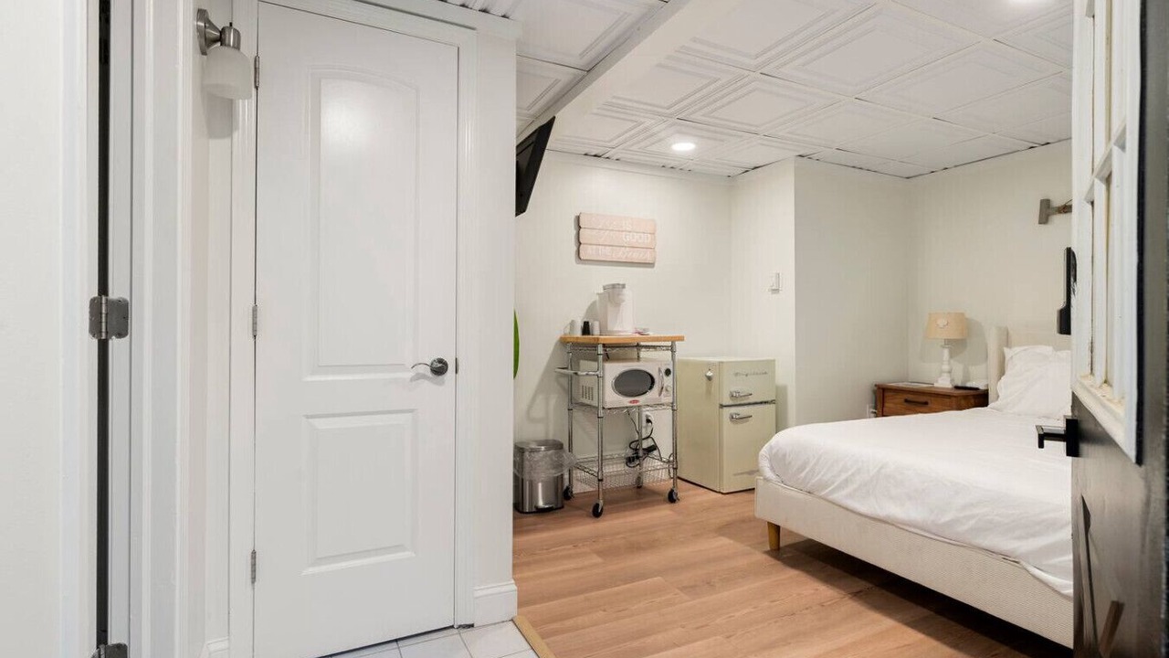 Photo of Bedroom in Sylvan Beach
