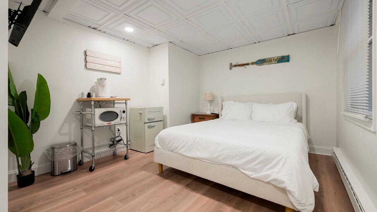Photo of Bedroom in Sylvan Beach