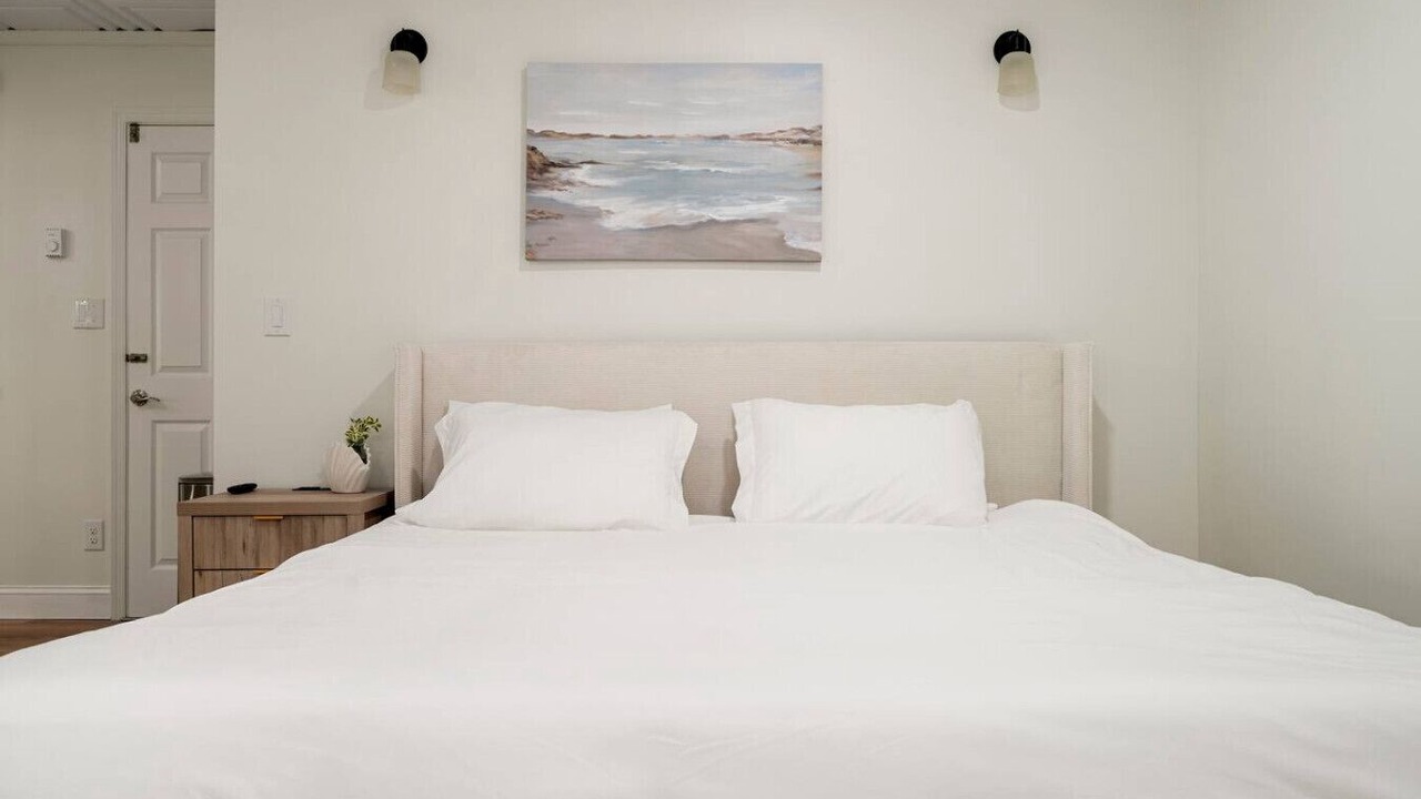 Photo of Bedroom in Sylvan Beach