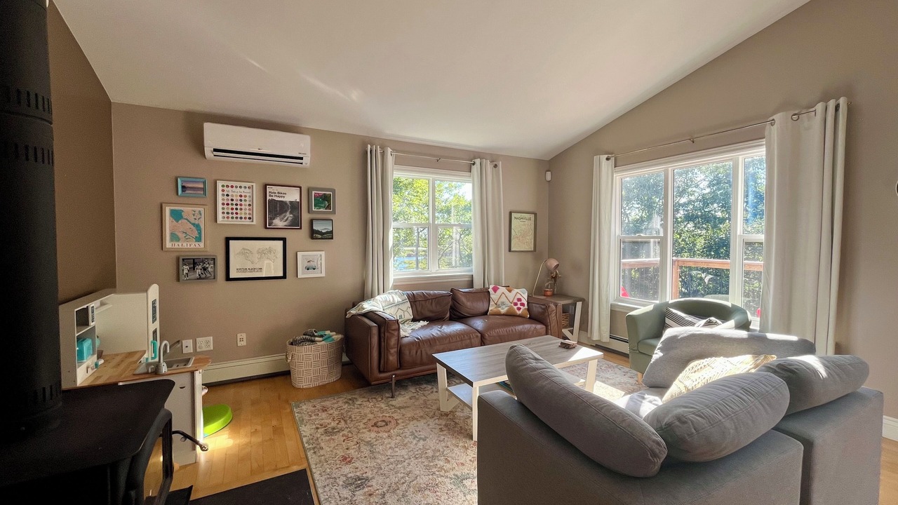 Photo of Livingroom in Timberlea