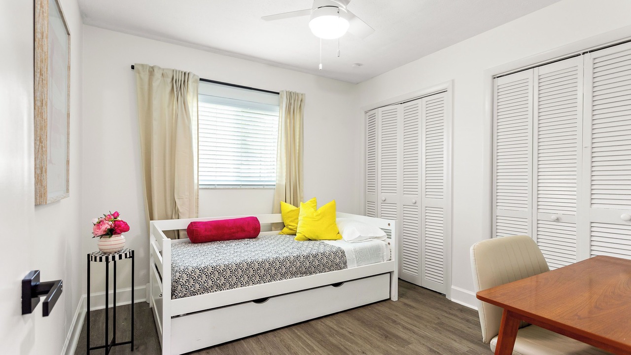 Photo of Bedroom in Lake Magdalene