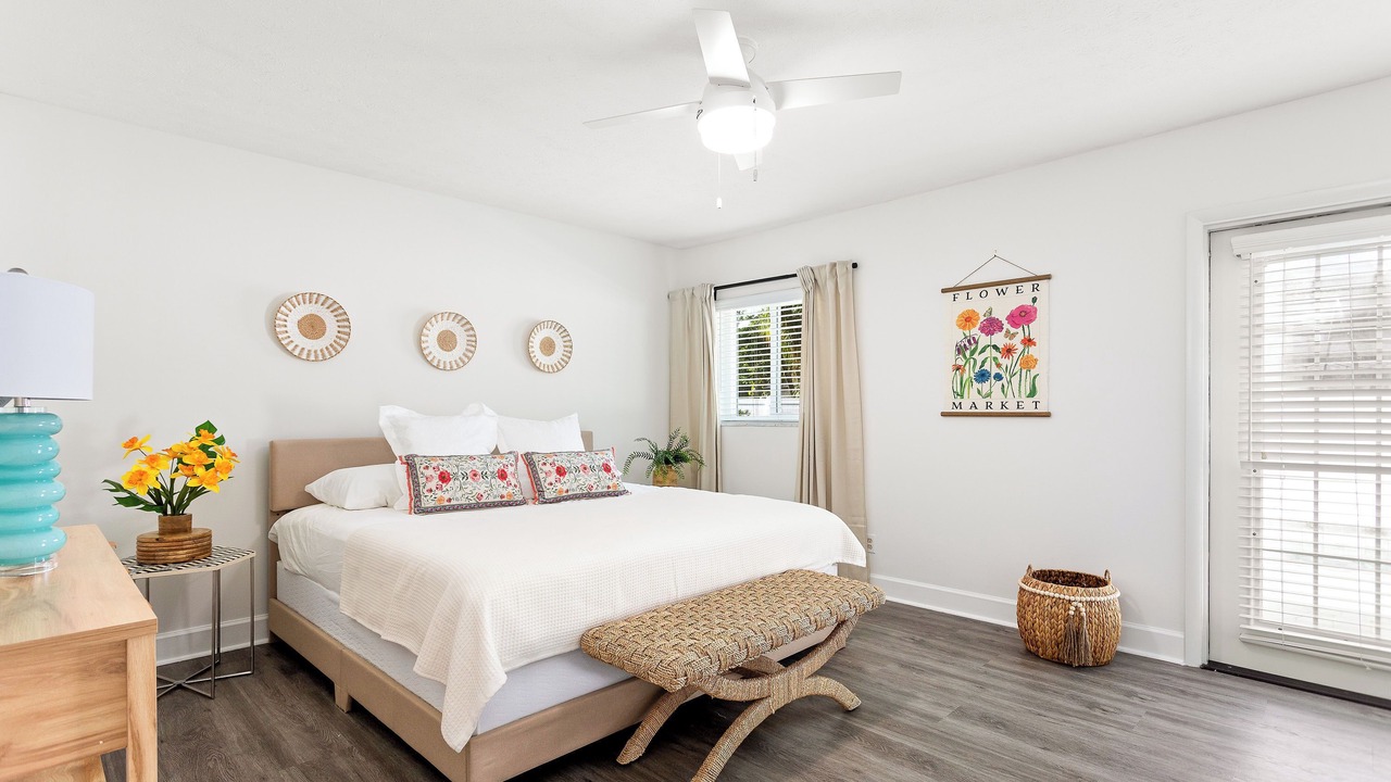 Photo of Bedroom in Lake Magdalene
