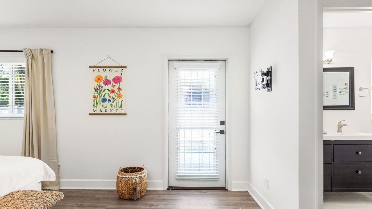 Photo of Bedroom in Lake Magdalene