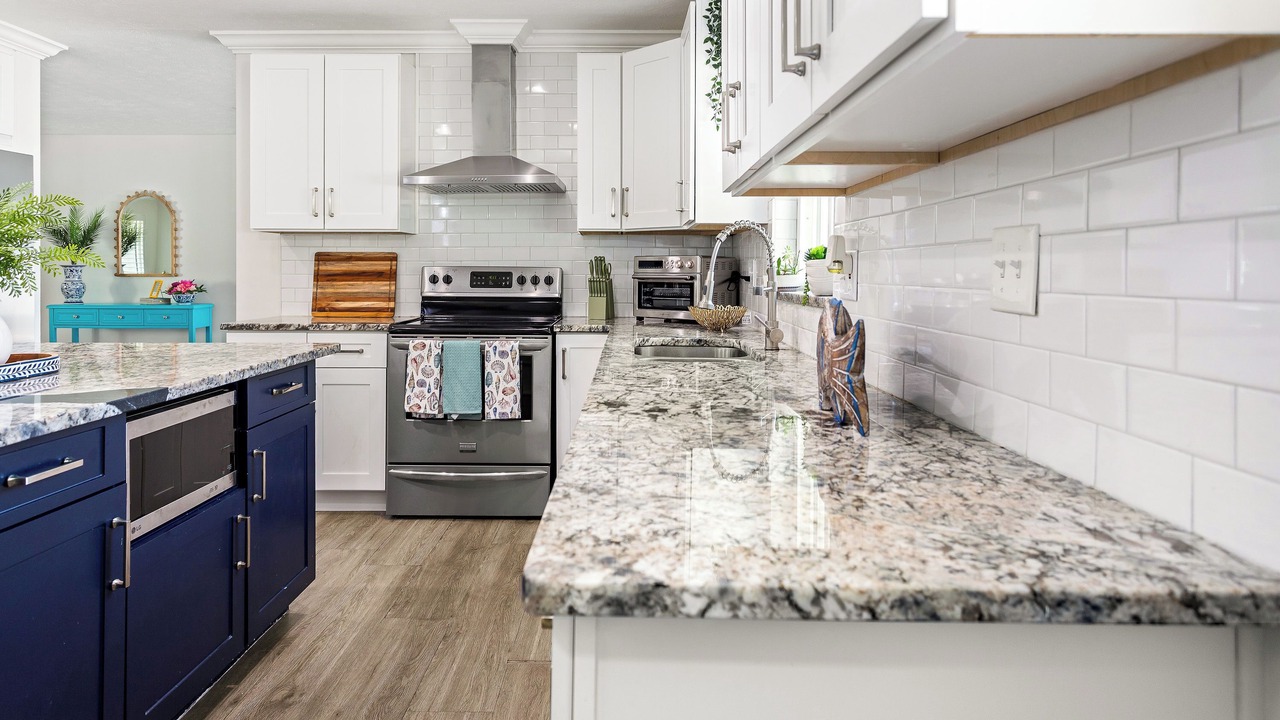 Photo of Kitchen in Lake Magdalene