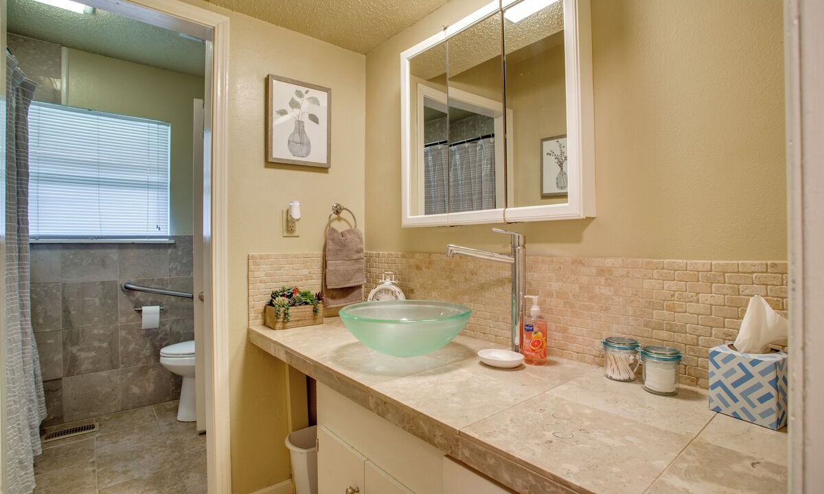 Photo of Bathroom in Enid