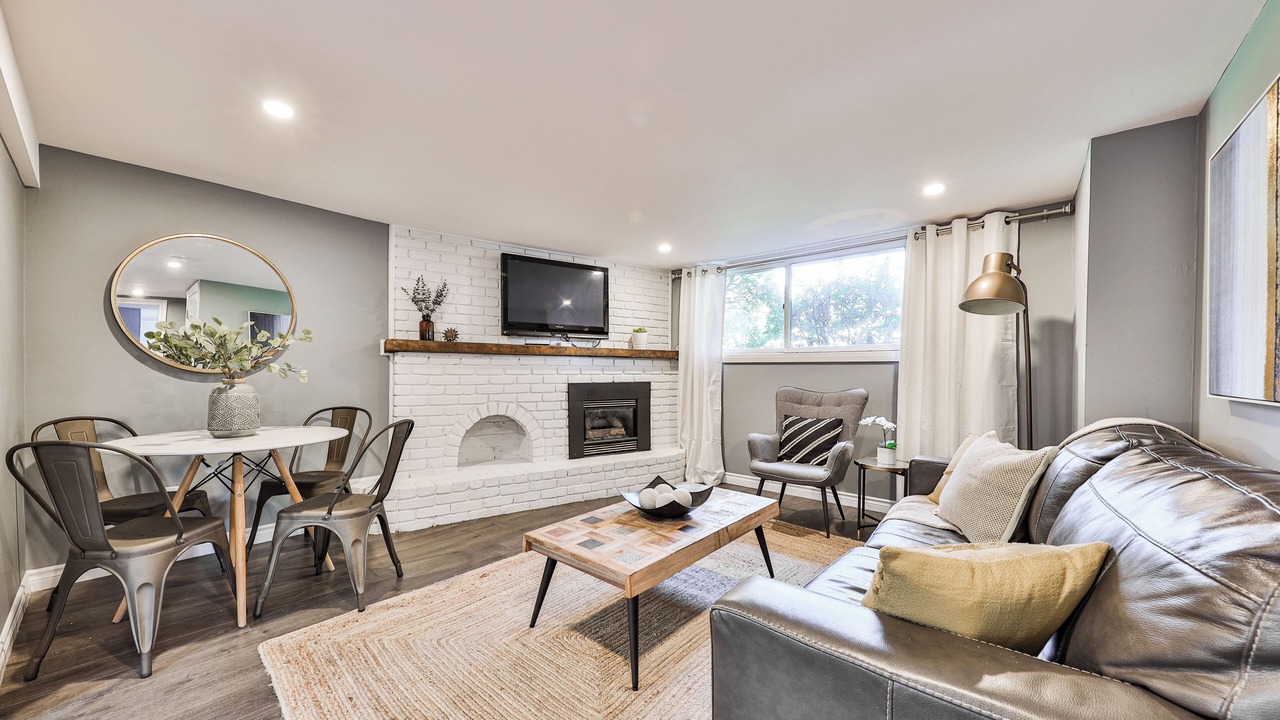 Photo of Livingroom in Hamilton