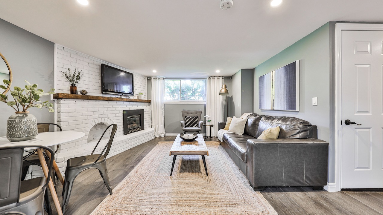 Photo of Livingroom in Hamilton