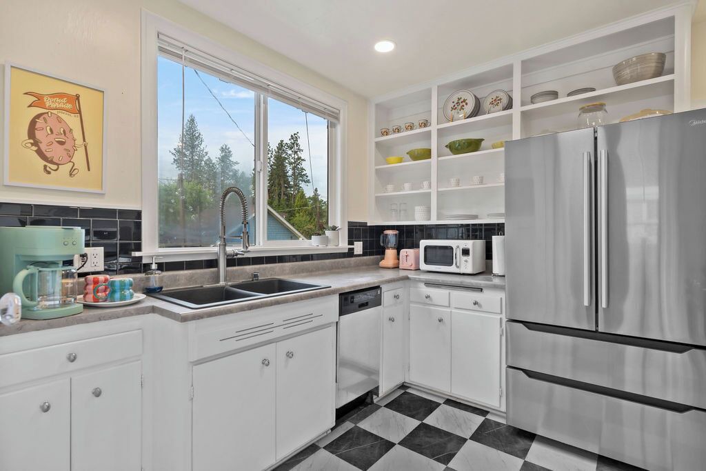 Photo of Kitchen in Manito