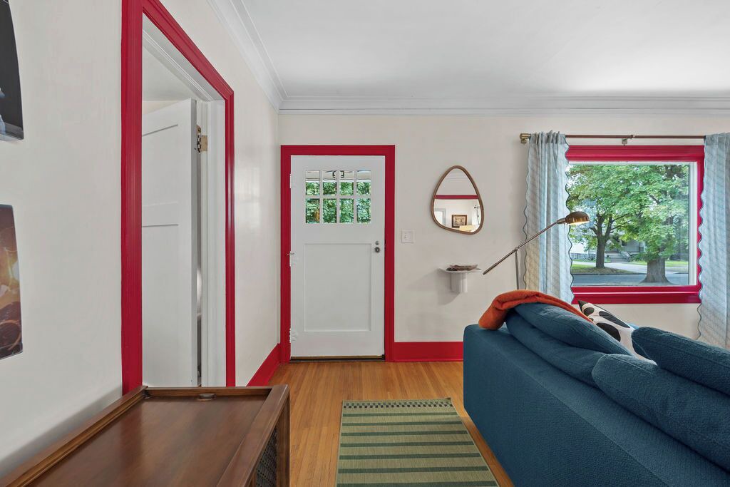 Photo of Livingroom in Manito