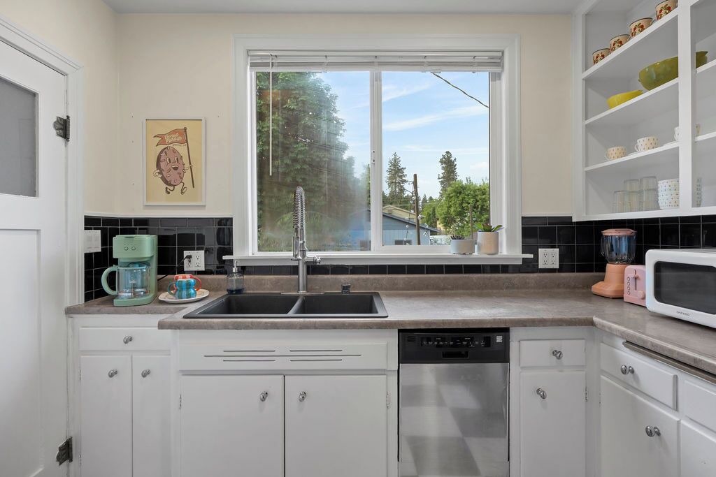 Photo of Kitchen in Manito