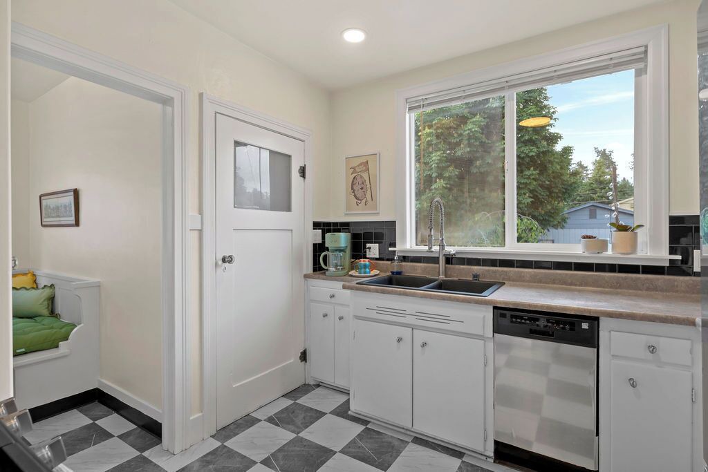 Photo of Others in Manito