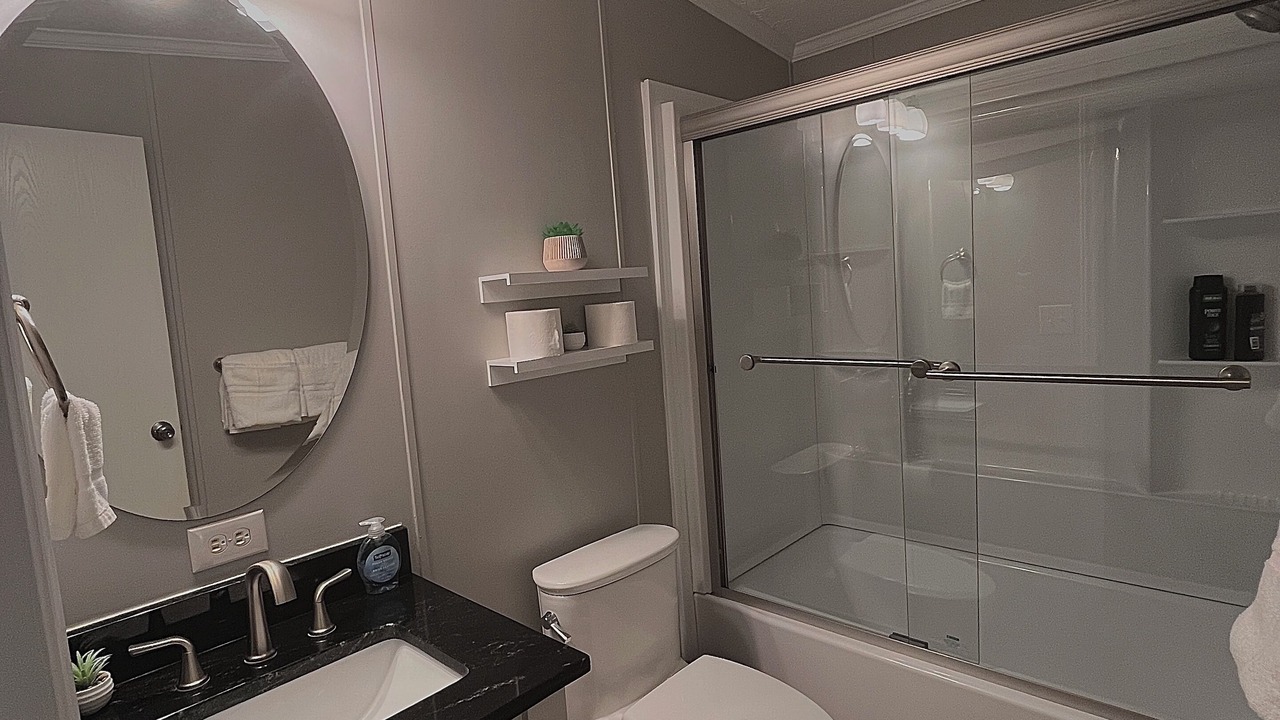 Photo of Bathroom in Elroy